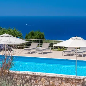 Blue Horizon Villa Tzamarelata